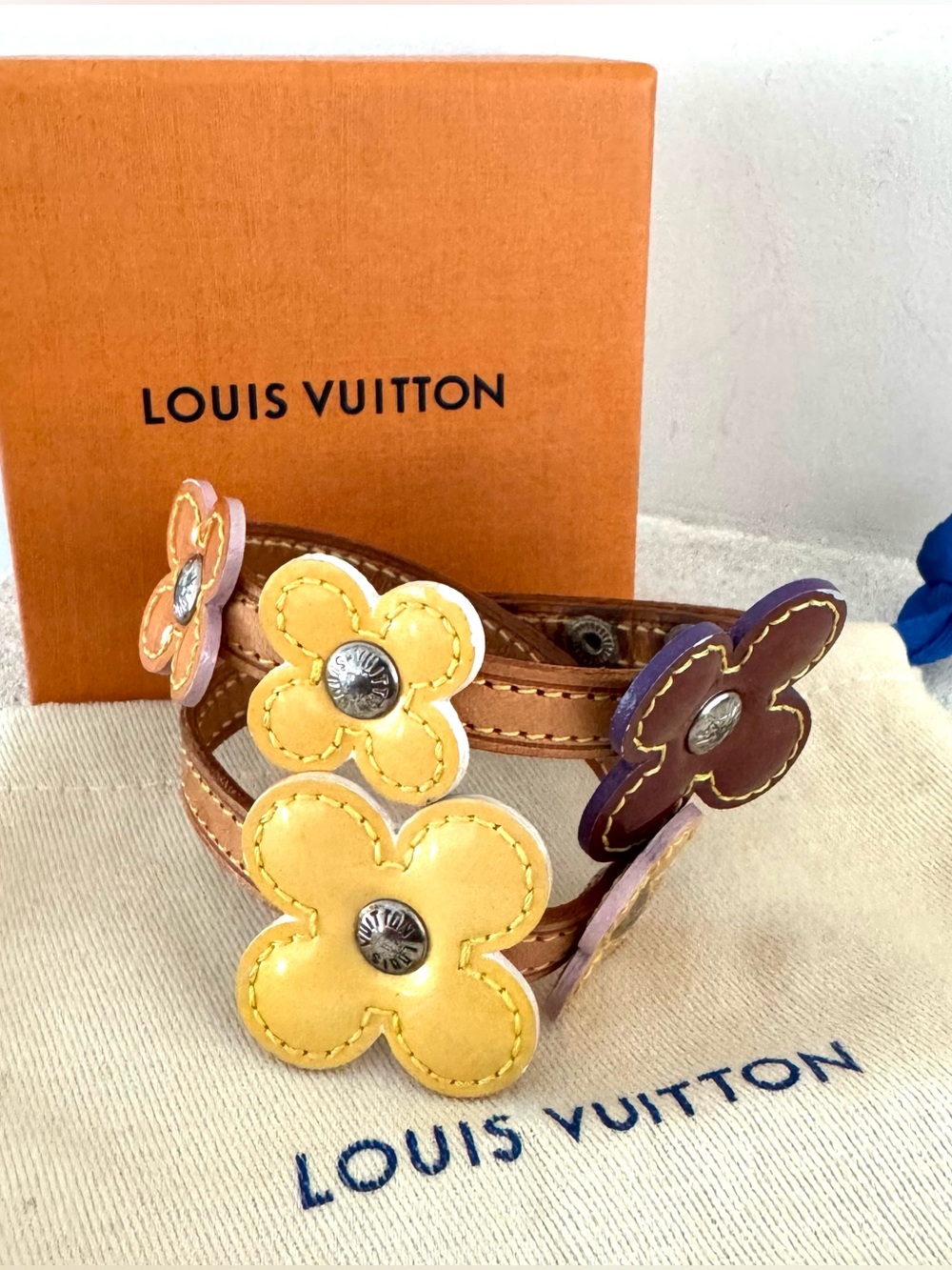 LOUIS VUITTON Vernis Flower Double Wrap Bracelet Choker Necklace